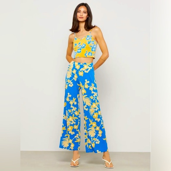 BCBG Floral Blue and Yellow Women's Set - Picture 1 of 5
